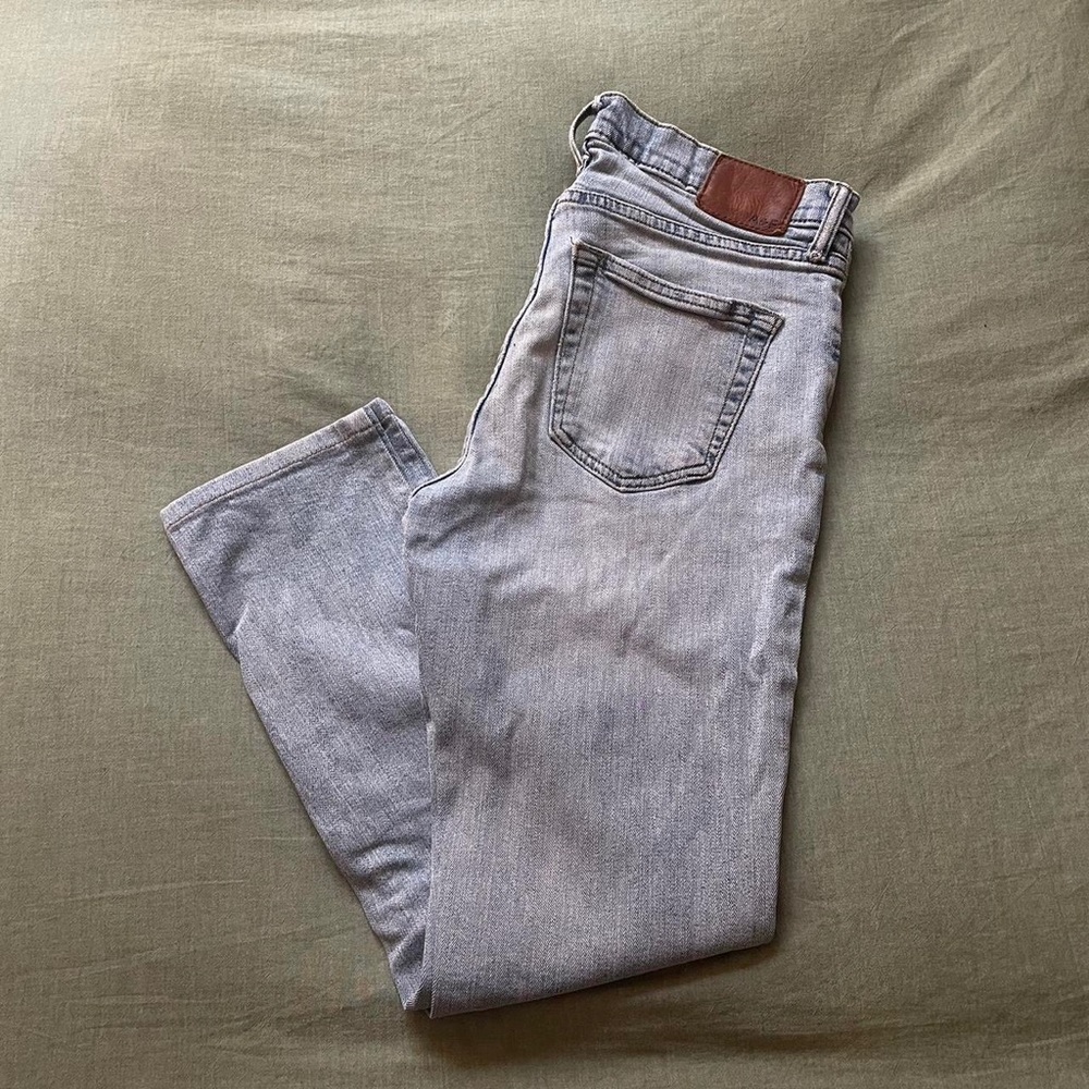 Baby Blue Abercrombie & Fitch Men’s Jeans (28x30)